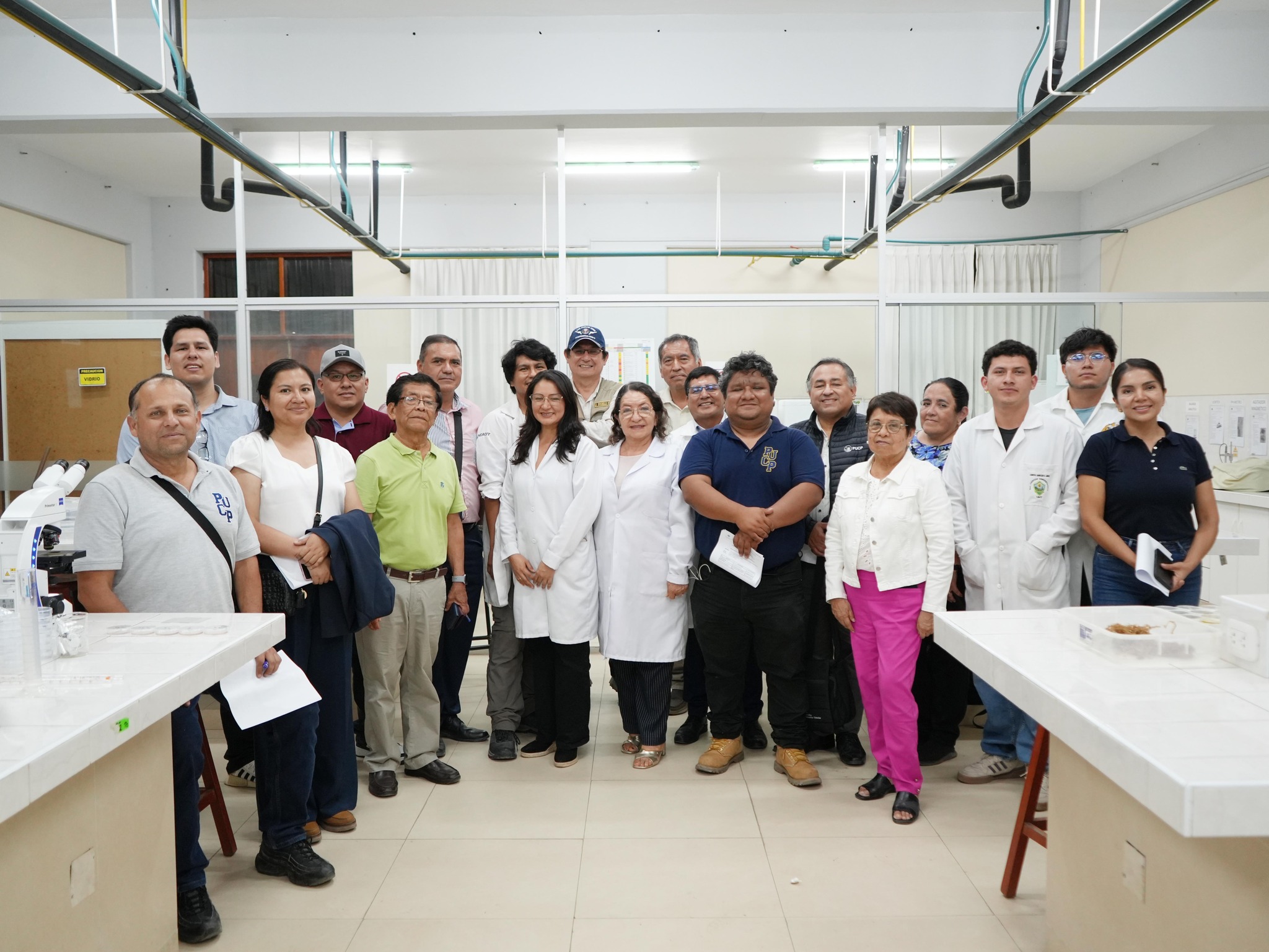 Participación en visita de Delegación Académica de la Pontificia Universidad Católica del Perú
