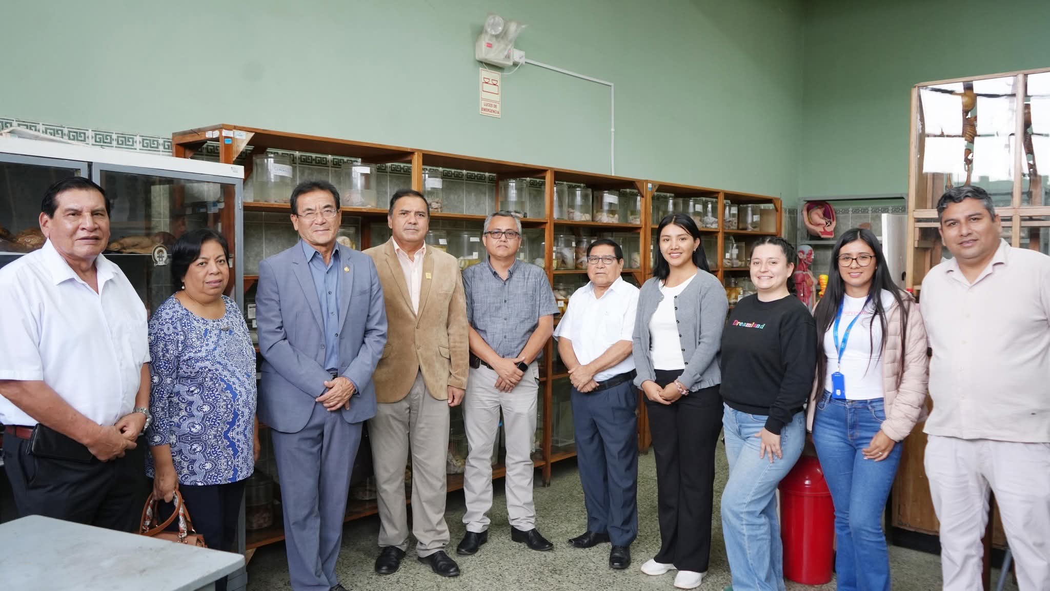 Visita técnica a la Facultad de Medicina impulsa la formulación de su futuro Centro de Producción de Bienes y Servicios